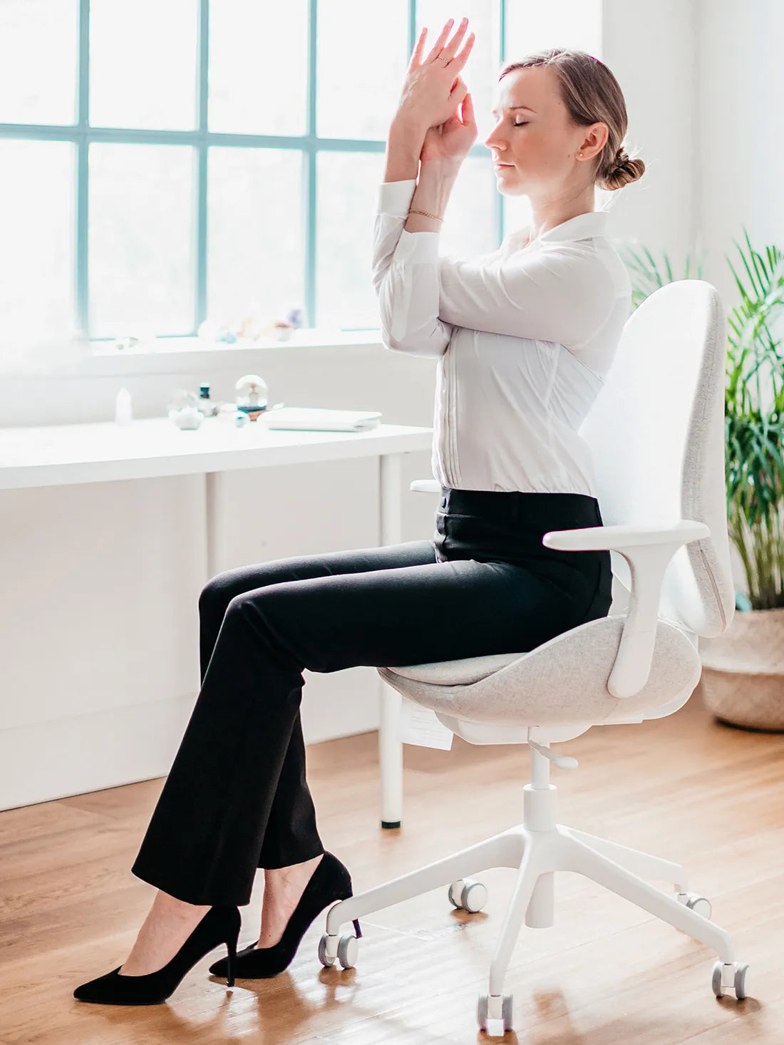 Flare Yoga Dress Pants, 4 Pockets image 3