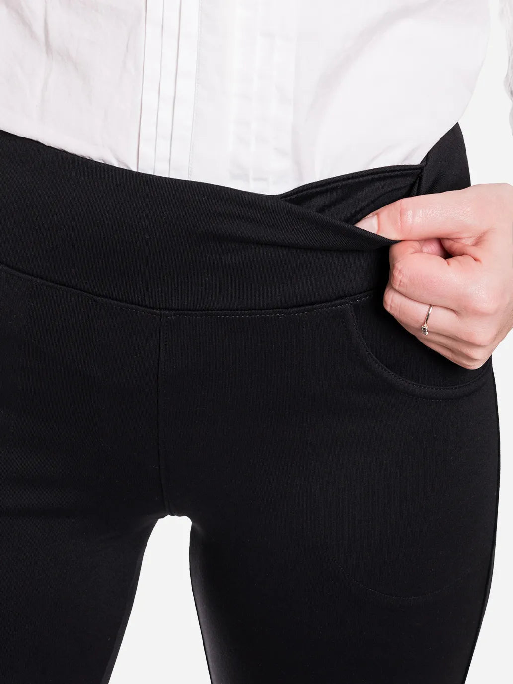 Bootcut Yoga Pants, 5 Pockets image 3